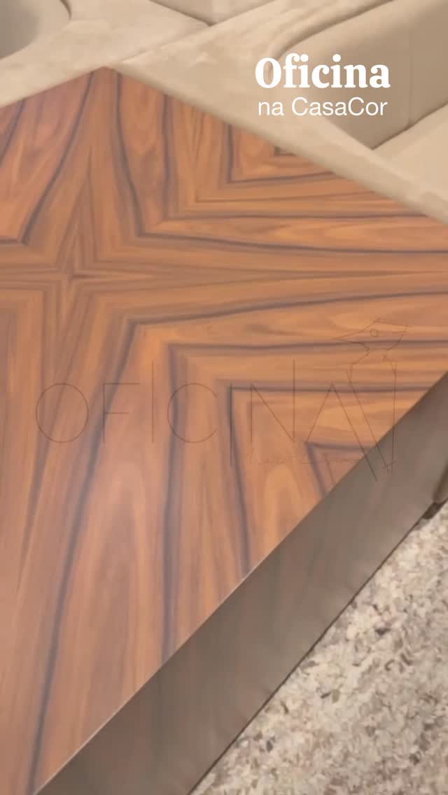 Detalhe em marchetaria de madeira — Oficina na CasaCor